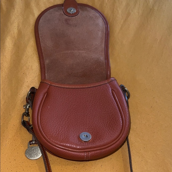 Dooney & Bourke Tan Leather Crossbody Bag - Picture 14 of 16